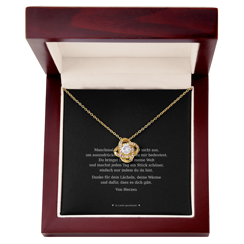 Love Knot Forever – Elegante Halskette für jeden Anlass
