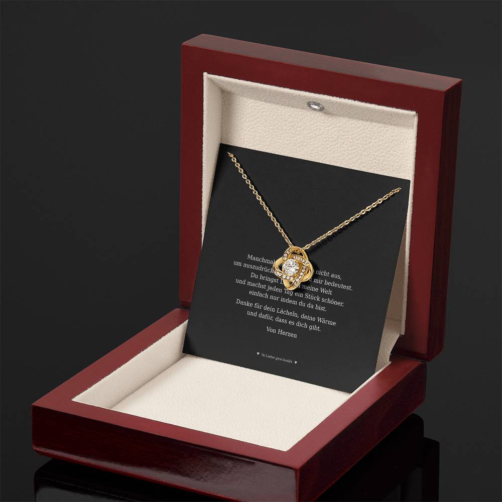 Love Knot Forever – Elegante Halskette für jeden Anlass